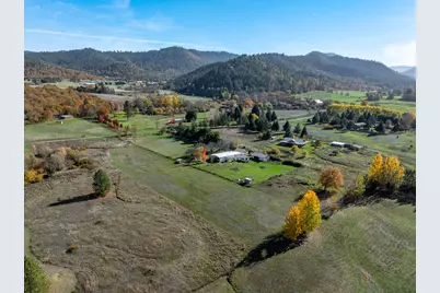 400 Holmstead Road, Williams, OR 97544 - Photo 32