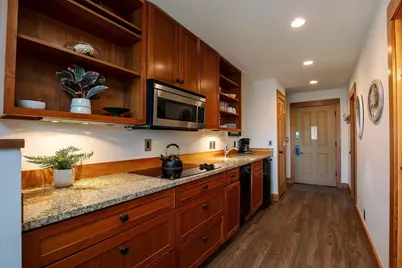 18575 SW Century Drive # 921, Bend, OR 97702 - Photo 4