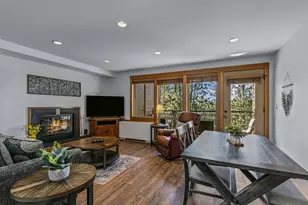 18575 SW Century Dr, Bend, OR 97702 - Photo 8