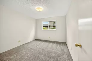 541 Barry Cir, Medford, OR 97501 - Photo 22