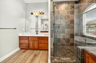 4742 Hathaway Dr, Medford, OR 97504 - Photo 18