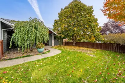 2659 Esther Lane, Grants Pass, OR 97527 - Photo 4