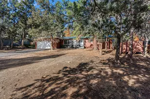 1410 NW Saginaw Ave, Bend, OR 97703 - Photo 2