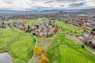 398 Robert Trent Jones Blvd, Eagle Point, OR 97524 - Photo 40