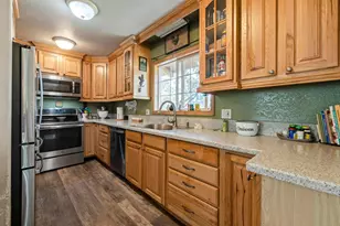 35429 McCartie Ln, Bonanza, OR 97623 - Photo 16