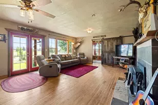 35429 McCartie Ln, Bonanza, OR 97623 - Photo 8