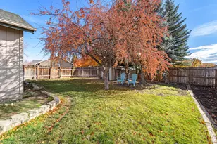 946 NW Negus Ln, Redmond, OR 97756 - Photo 30