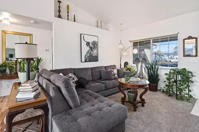 946 NW Negus Lane, Redmond, OR 97756 - Photo 6