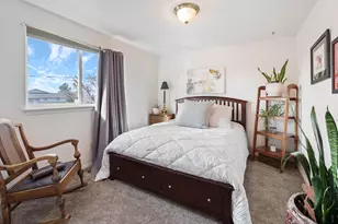 946 NW Negus Ln, Redmond, OR 97756 - Photo 22