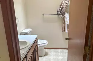 1710 SW Brownell Ave, Grants Pass, OR 97526 - Photo 14