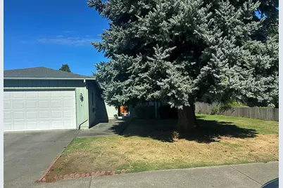 1710 SW Brownell Avenue, Grants Pass, OR 97526 - Photo 1