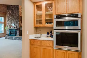 70179 Atherium, Black Butte Ranch, OR 97759 - Photo 16