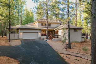 70179 Atherium, Black Butte Ranch, OR 97759 - Photo 2