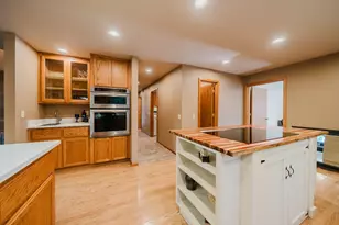 70179 Atherium, Black Butte Ranch, OR 97759 - Photo 14