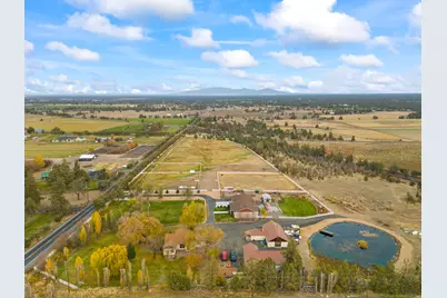 21115 Young Avenue, Bend, OR 97703 - Photo 52