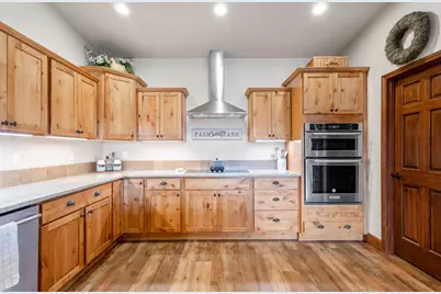 21115 Young Avenue, Bend, OR 97703 - Photo 12