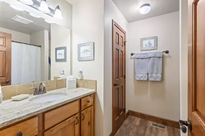 21115 Young Avenue, Bend, OR 97703 - Photo 24