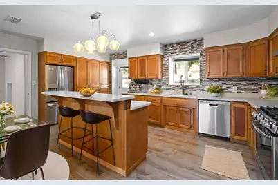 4456 Highway 238, Jacksonville, OR 97530 - Photo 6