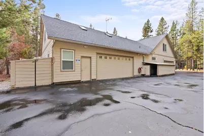 55815 Lost Rider Loop, Bend, OR 97707 - Photo 30