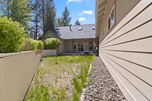 55815 Lost Rider Loop, Bend, OR 97707 - Photo 30