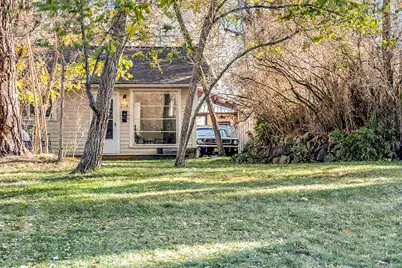 254 NW Congress Street, Bend, OR 97703 - Photo 2
