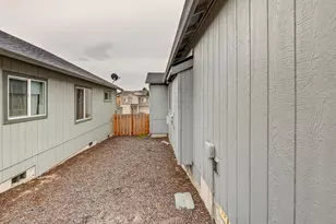 728 NE Brookstone Dr, Prineville, OR 97754 - Photo 40