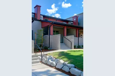 65 S Mountain Avenue, Ashland, OR 97520 - Photo 1