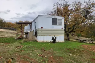 1652 China Gulch Rd, Jacksonville, OR 97530 - Photo 18