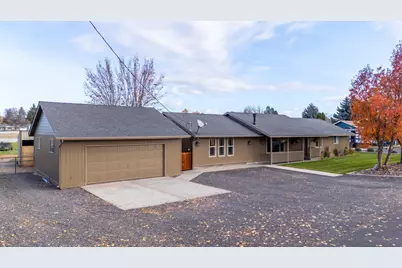 627 NW Martingale Road, Prineville, OR 97754 - Photo 2