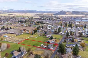 627 NW Martingale Rd, Prineville, OR 97754 - Photo 48