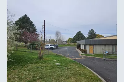 1001 SW 1st Street, Redmond, OR 97756 - Photo 6