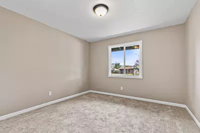 1724 Whitman Avenue, Medford, OR 97501 - Photo 22