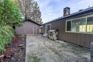 8882 Williams Hwy, Grants Pass, OR 97527 - Photo 22