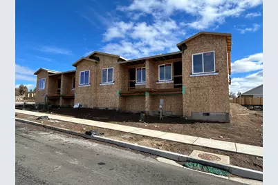 3954 SW 39th Street #Lot 38, Redmond, OR 97756 - Photo 2