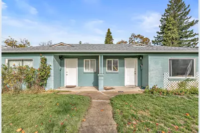 1048 W 13th Street, Medford, OR 97501 - Photo 1