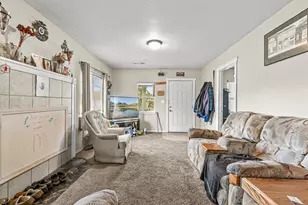 341 Haven St, Medford, OR 97501 - Photo 4