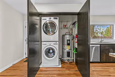 706 Monroe Street, Medford, OR 97501 - Photo 8