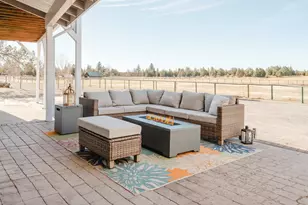 24605 Dodds Rd, Bend, OR 97701 - Photo 8