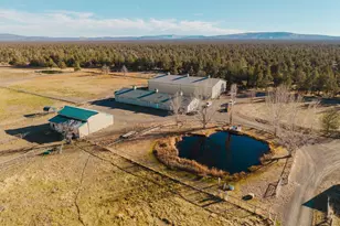 24605 Dodds Rd, Bend, OR 97701 - Photo 4