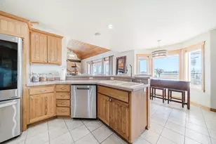 24605 Dodds Rd, Bend, OR 97701 - Photo 16