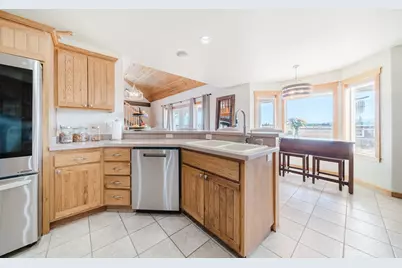 24605 Dodds Road, Bend, OR 97701 - Photo 14