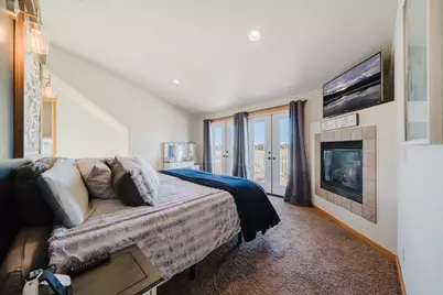 24605 Dodds Road, Bend, OR 97701 - Photo 18