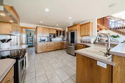 24605 Dodds Road, Bend, OR 97701 - Photo 12