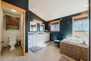 24605 Dodds Rd, Bend, OR 97701 - Photo 20