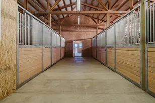 24605 Dodds Rd, Bend, OR 97701 - Photo 48