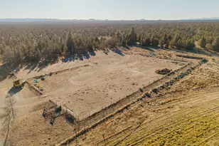 24605 Dodds Rd, Bend, OR 97701 - Photo 54