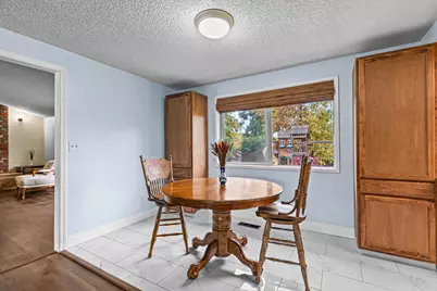 832 La Loma Drive, Medford, OR 97504 - Photo 12