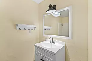 832 La Loma Dr, Medford, OR 97504 - Photo 18