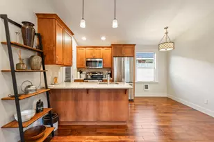 20298 Poe Sholes Dr, Bend, OR 97703 - Photo 8