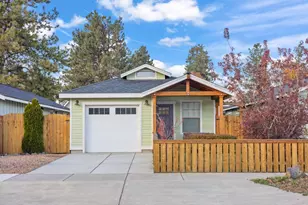 20298 Poe Sholes Dr, Bend, OR 97703 - Photo 1
